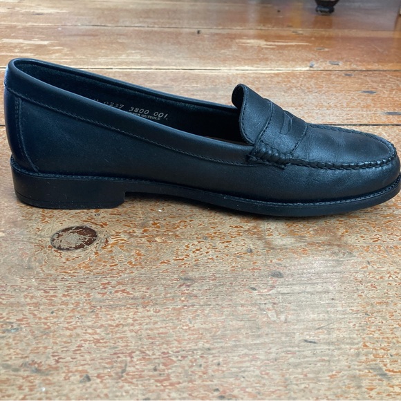 Bass Weejuns Loafers - women’s 9.5 M - Black - Picture 3 of 11